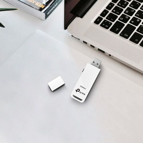 Tarjeta de Red Inalámbrica USB N300, TP-Link TL-WN821N, Blanco.