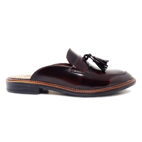 Zapato Tipo Mule Flat Dasalo Camaleón Vino En Piel Vacuno Para Dama.