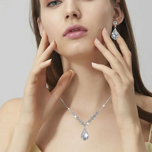 Set de  Joyería colla y  aretes  de Cristal Plateados