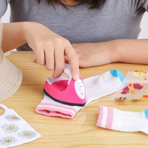 Mini Plancha Portatil Viajera Para Ropa Rosa