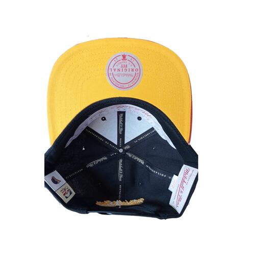 Gorra Snapback Mitchell&Ness Warriors negra MM21015