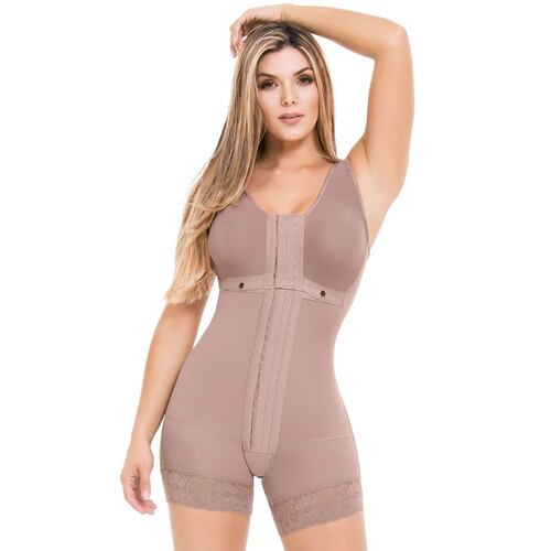 Body short, manga sisa,brasier incorporado en spandex con copa prehormada. Marca: Ann Chery..