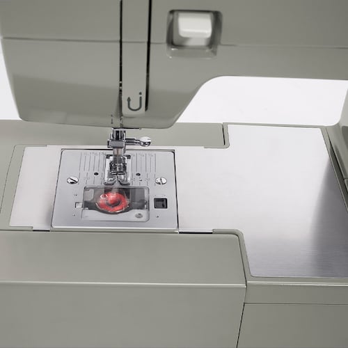 Maquina de coser SINGER Facilita Pro 4452 32 puntadas 4 prensatelas