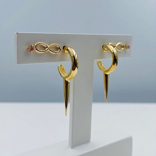 Aretes Pico- Baño de oro 18K- Aretes dorados
