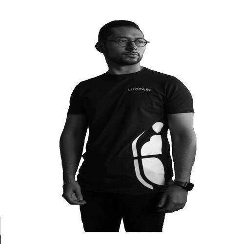 T Shirt camiseta playera negra blanco con diseño de escarabajo Luqtari 