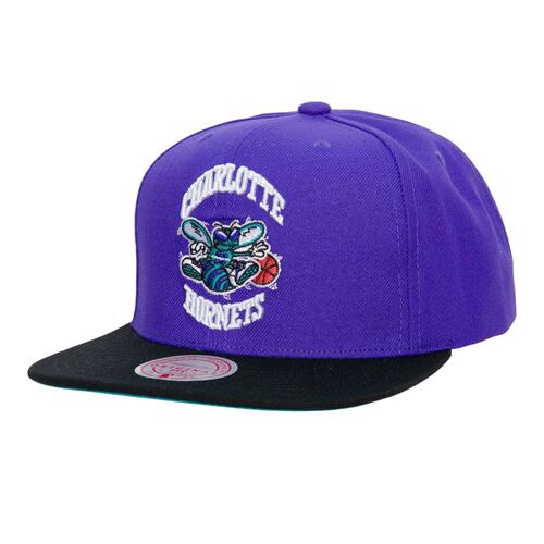Gorra Mitchell & Ness Snapback Charlotte Hornets Morada JS190793