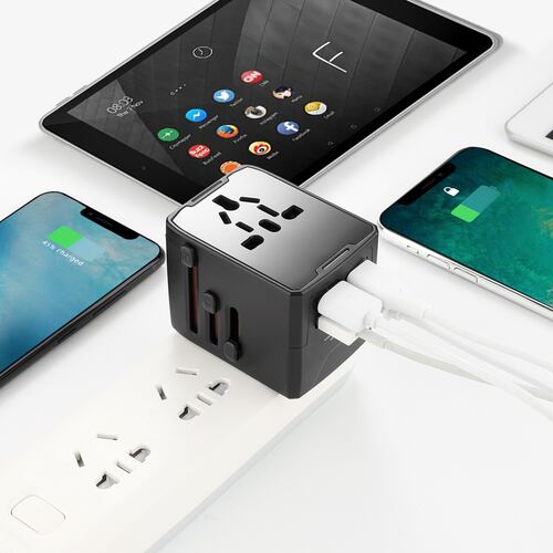 Adaptador de viaje internacional con enchufe universal, 3 puertos USB y 1 Tipo C, ideal para más de 160 países