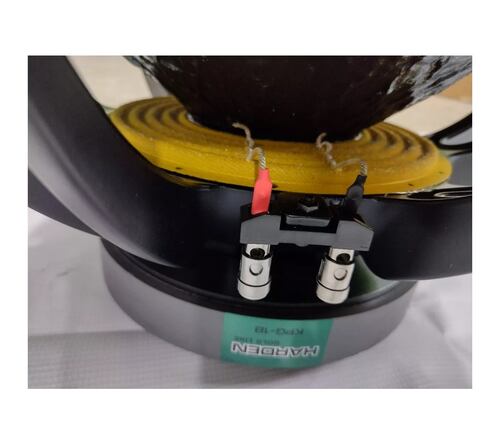 Bocina profesional HARDEN kpg-18, 18 pulgadas 1500w rms.