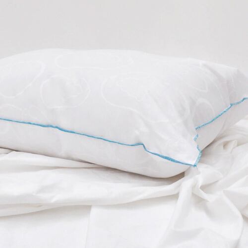 Colchón Matrimonial Spring Air Morgan Con Protector y Almohada Oso