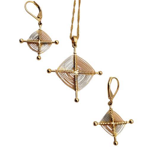 Collar y aretes en chapa de oro florentino atrapasueños.