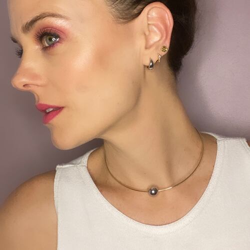 Gargantilla/ Collar con bola baño de rodio- Collar baño de oro 18k