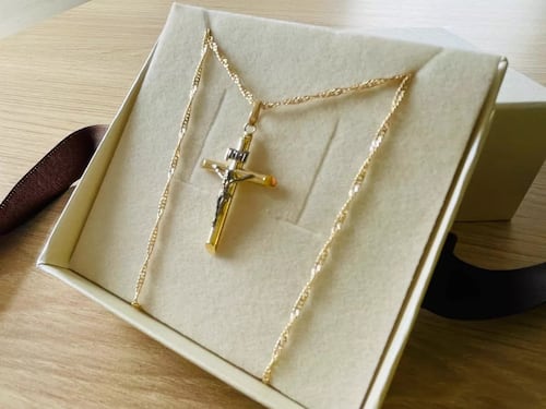 Kit Cadena + Dije Cruz Cristo Blanco Oro 10K + Obsequio.