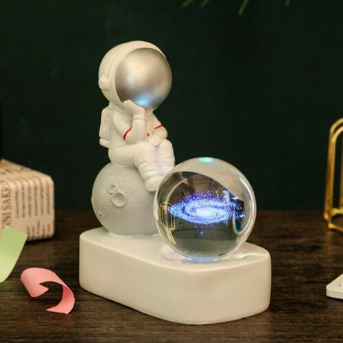 Lámpara De Led 3d Modelo Galaxia Astronauta Bola De Cristal