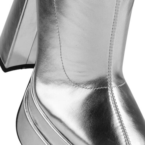 Botas de vestir cortas color plata marca Belinda Peregrin, mod. 1090106