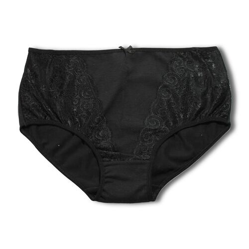 Bikini con encaje en los costados.Brinda ajuste perfecto al cuerpo que te hara sentir comoda todo el dia. Marca: Maria Intima..