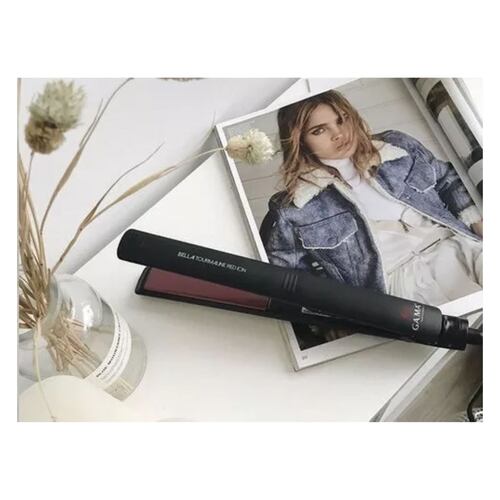 Plancha de cabello GA.MA Ion negra y roja 110V/220V