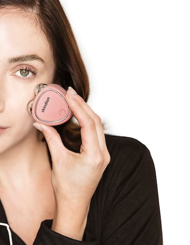 Skindion Dispositivo de Rejuvenecimiento Facial con Microcorriente Reductor de Arrugas y Tonificación Facial.