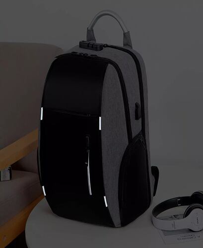 Mochila Antirrobo De Gran Capacidad Con Cargador Usb.
