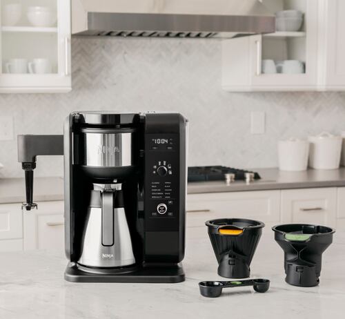 Cafetera Ninja CP307 10 tazas, 6 tamaños, 5 programas Hot and Cold 