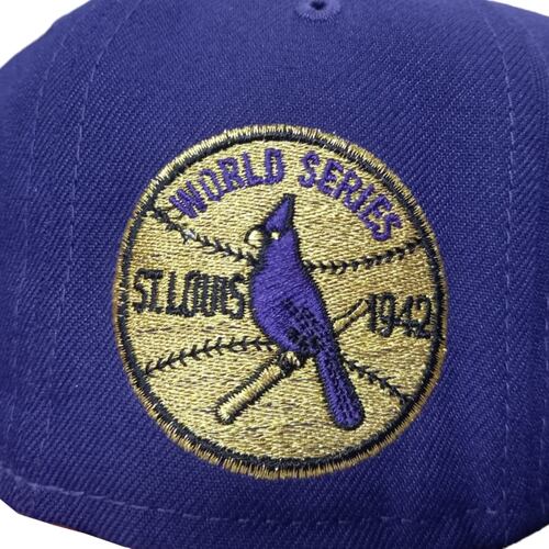 Gorra New Era 59Fifty St. Louis Cardinals World Series 1942 40194542 morado
