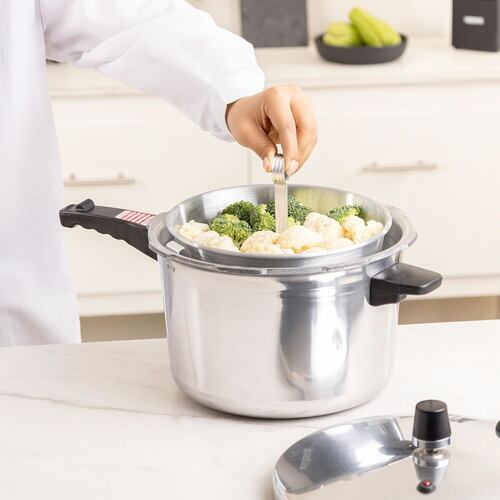 Olla Presión PRESTO Premier 7Lt con Vaporera Aluminio 2en1