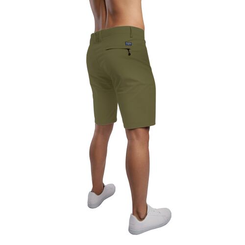 Bermuda De Gabardina Color Verde Militar Para Hombre CHB Chili Beans Clothing Co..