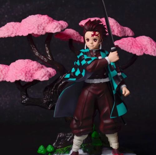 Figura Tanjiro Kamado Arbol Kimetsu No Yaiba Diorama 19cm Anime Coleccion Gonpachiro santaro 