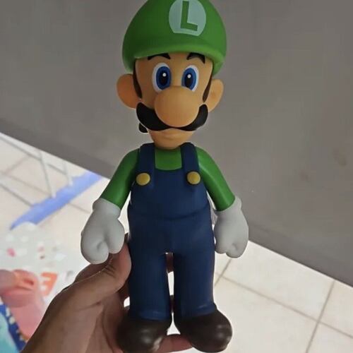 Figura Luigi New Super Mario Bros 24cm Juguete Muñeco