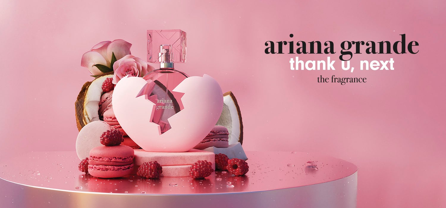 ArianaGrande 