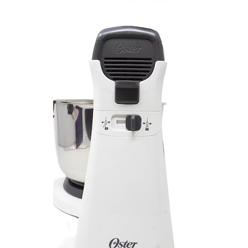 Batidora de Mano Y Pedestal 6 Vel Blanca Oster FPSTHS3610.