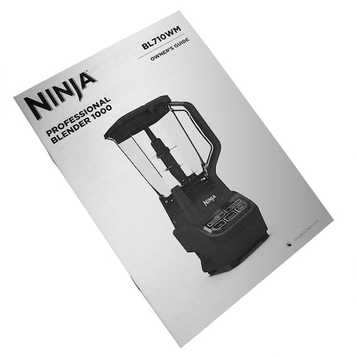 Licuadora 3 Velocidades + Pulso Professional Blender 1000 Ninja Bl710