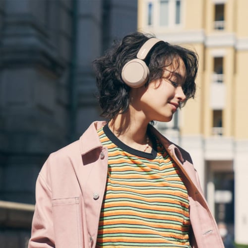 Audífonos Diadema Inalámbricos Bluetooth WH-CH520-BEIG Sony.