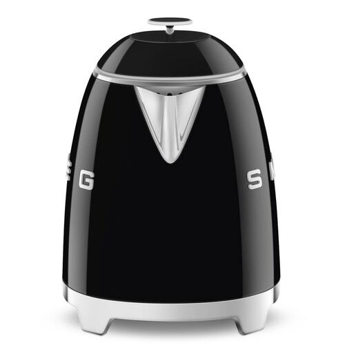 Hervidor Eléctrico Smeg KLF05BLUS de 0.8 L Color Negro.