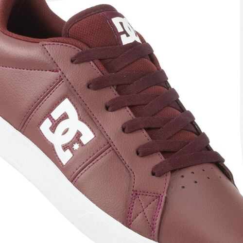Tenis DC Shoes Hombre Guinda DC Shoes STRIKER SN ADYS100696-BUR.