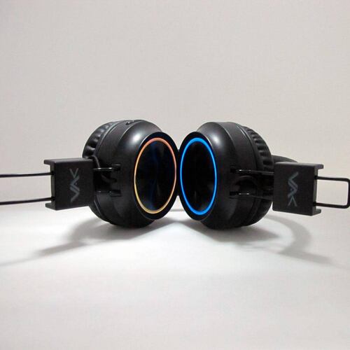 AUDIFONOS VAK 2026 BLUETOOTH FM ENTRADA SD AUX DIADEMA LED .