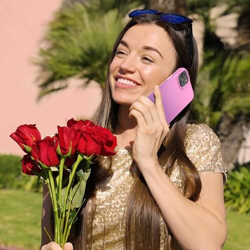 Funda MYBAT Chic para iPhone 14 diseño multi rosa violeta 