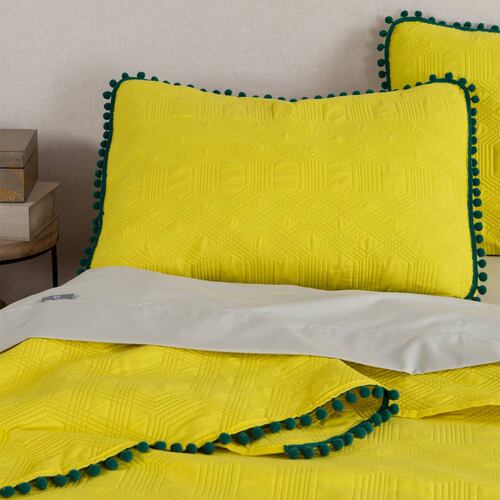 Edredón Ligero con Pompones Individual y Fundas de Almohada Limon Verde REAL TEXTIL.