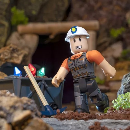  Figura Roblox Megaminer Con Item Exclusivo Para Descargar.
