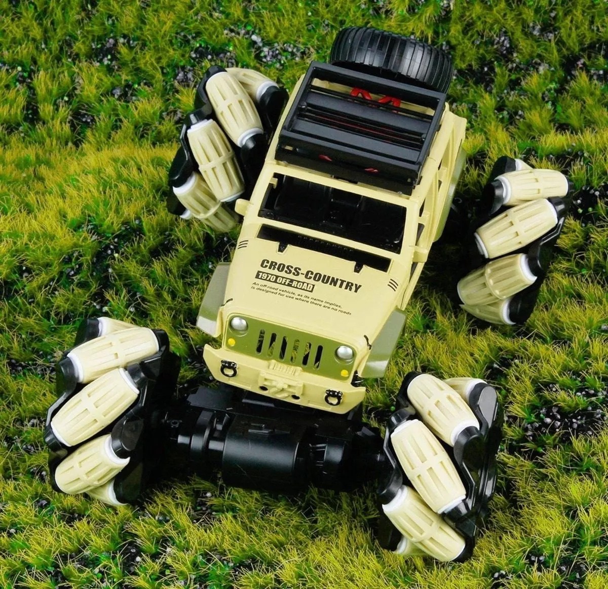 Carro Derriba Todo Terreno Gira 360° R/c Pulsera Drift Metal Crema.