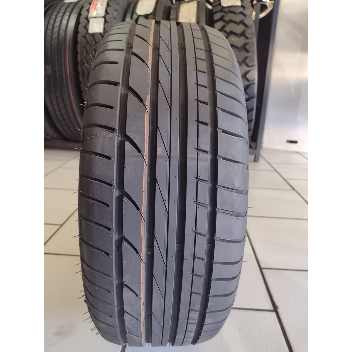 LLANTA 235/60R18 COOPER EVOLUTION SPORT 103H.