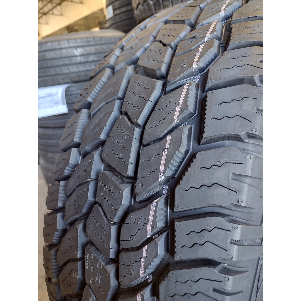LLANTA 215/65R16 COOPER EVOLUTION ATT 98T.