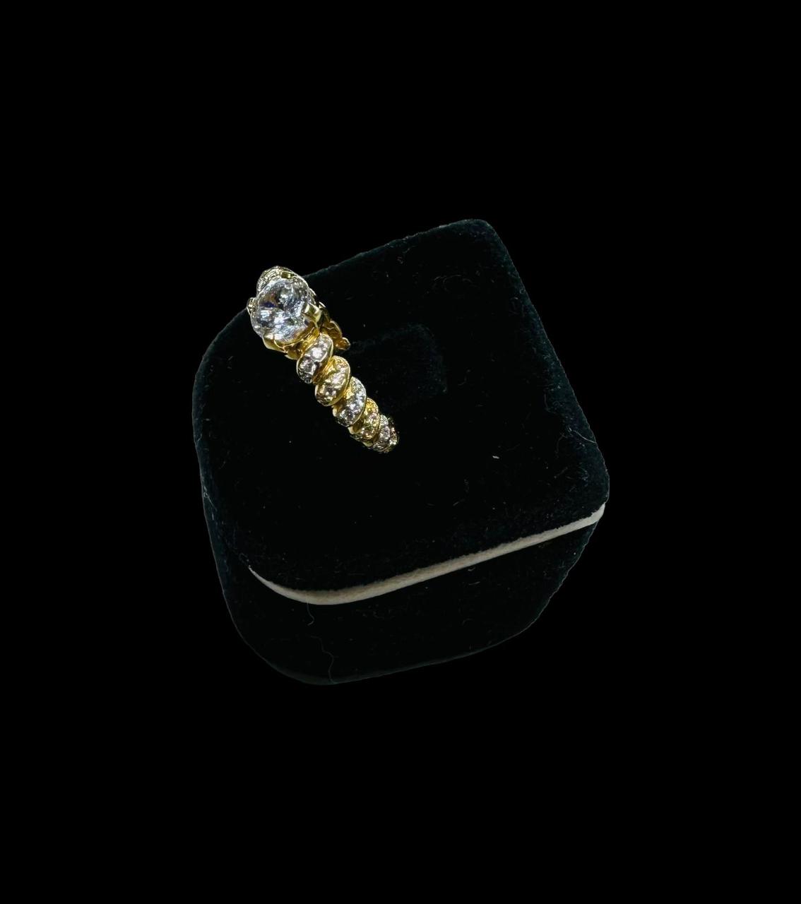 Anillo Compromiso Diamantes Oro 10 K + Obsequio.