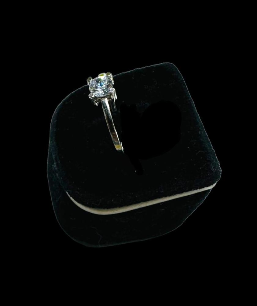 Anillo Compromiso Clásico Oro 10 K + Obsequio  