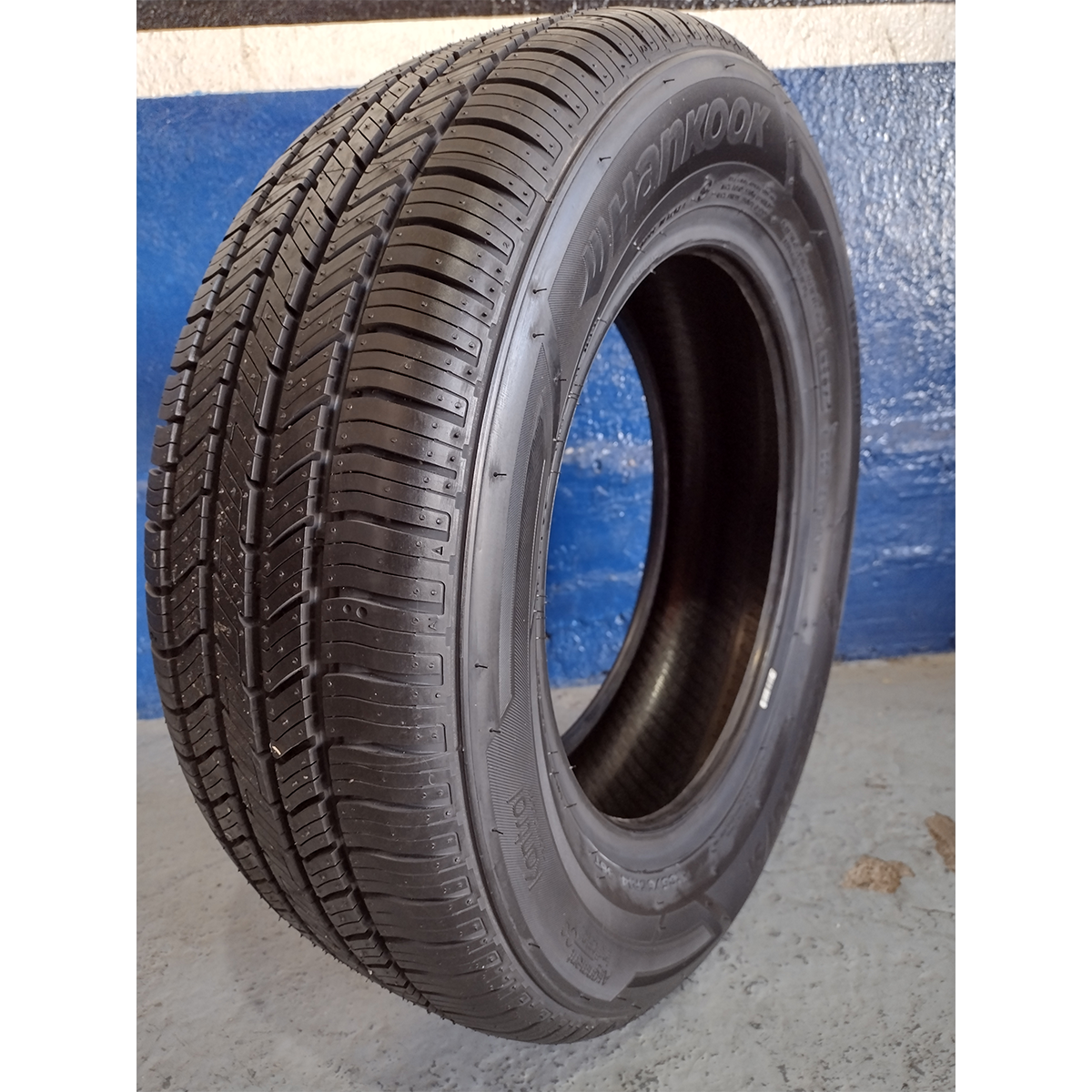 LLANTA 185/60R14 HANKOOK H735 82T.