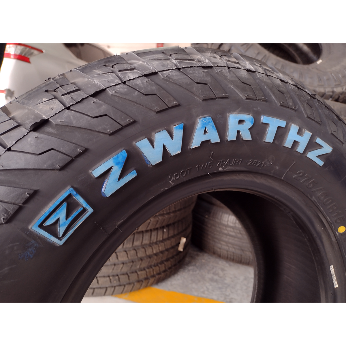 PAQUETE 2 LLANTAS 27X850R14 KOZ ZWARTHZ ALL TERRAIN A/T 6C LT 95Q.