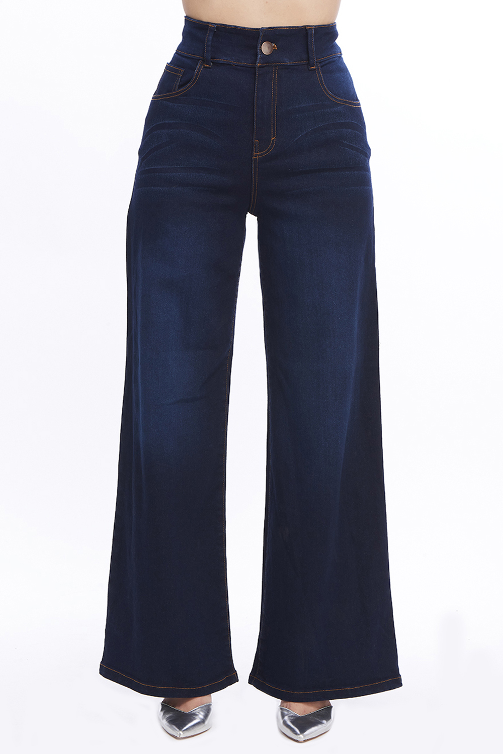 Jeans Tiro Alto, Mezclilla Premium, Super Stretch, Corte Wide Leg, Bolsas Habilitadas, Largo Hasta el Pie, Pretina Ancha, Lavado con Detalle, Costuras Contrastantes, Color Azul Oscuro
