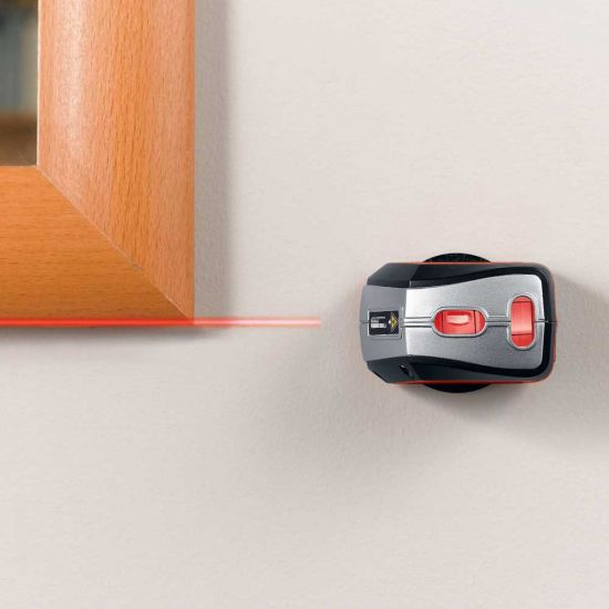 Nivel de láser BDL220S Black+Decker.
