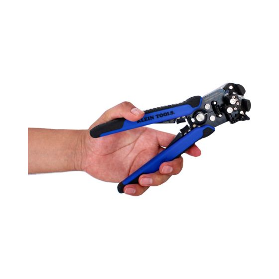 Pelacables y cortador de ajuste automático 11061 Klein Tools.