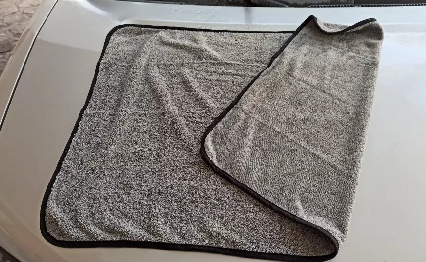 Toalla Super Absorbente Secado Rapido Microfibra  CARROK  gris 90 x 60 cm 3 pack