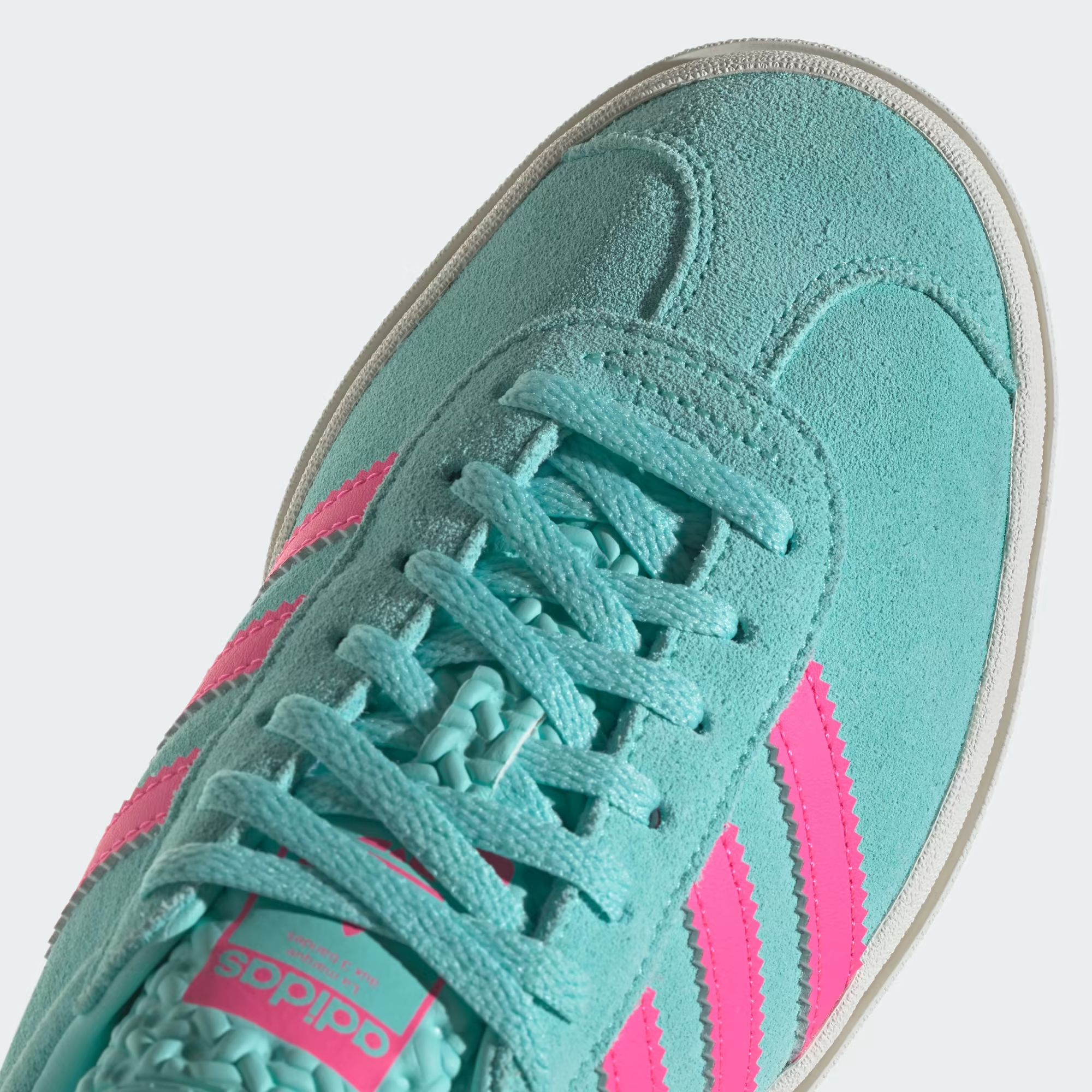 Adidas gazelle gamuza hotsell